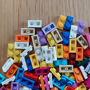 Lego 1x2 plaatide komplekt - 200tk (2 foto / 4)