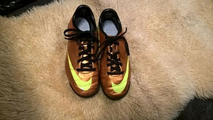 Nike jalgpallijalatsid, 33 (2 foto / 3)