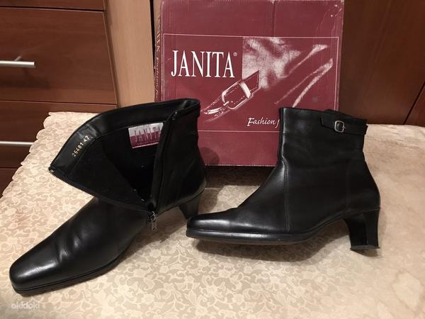 Кожаные ботинки Janita в очень хорошем состоянии р. 42 (фото #1)