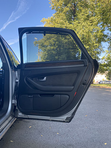 Audi A8 4.2 240kw (6 foto / 8)