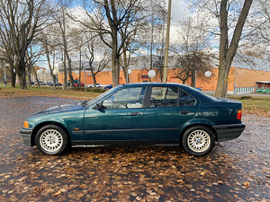 Müüa e36 BMW 318i manu (5 foto / 10)