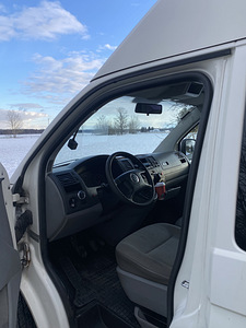 Müüa Volkswagen Trantsporter T5 kõrge katusega (7 foto / 8)