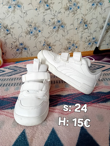 Детская обувь (2 фото из 10)