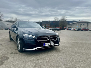 Mersedes Benz E220 (4 фото из 11)