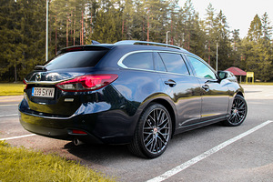 Mazda 6 AWD 2.2 R4 129kW (4 foto / 15)