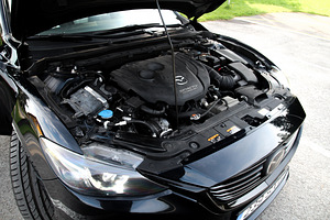 Mazda 6 AWD 2.2 R4 129kW (12 foto / 15)