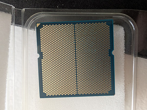 AMD Ryzen 9 9950X AM5 (2 foto / 2)
