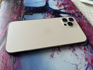 iPhone 12 Pro 256GB (1 foto / 4)