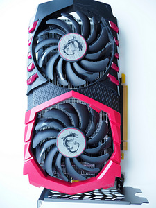 MSI Geforce GTX 1050 TI (2 foto / 3)
