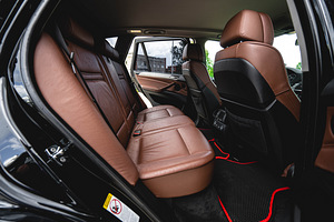 BMW X5 X-DRIVE (7 foto / 14)
