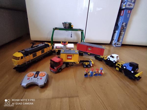 Лего 7939 грузовой поезд на радиоуправлении (фото #2)