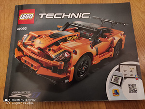 Lego Technic 42093 Chevrolet Corvette (3 foto / 3)