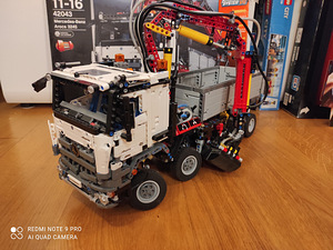 Lego technic Mercedes Benz arcos 42043 (2 foto / 3)