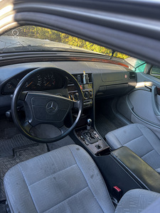 Mb c 220 td (2 foto / 7)