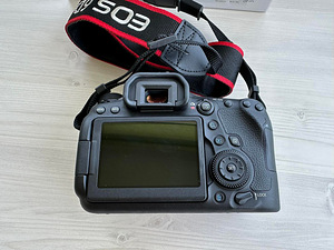 Корпус Canon EOS 6D Mark II (3 фото из 6)