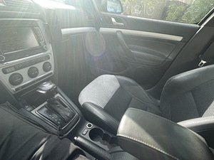 Skoda Octavia 2.0(125kw) (5 foto / 7)