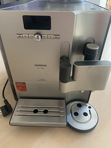 Siemens EQ7 M seeria täisautomaatne kohvimasin espressomasin (2 foto / 5)