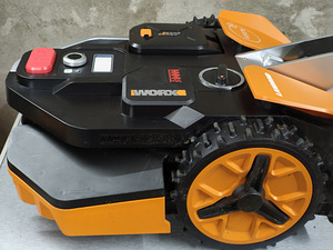 Robotniiduk Worx Vision WR206E 600mw2 (2 foto / 10)