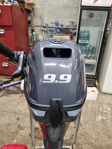 YAMAHA F9,9 S-jalg 2013A (2 foto / 9)