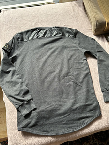 Stone island (2 фото из 5)