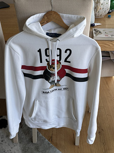 Ralph Lauren S (4 foto / 4)