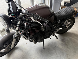 Продается Yamaha yzf 600 (2 фото из 4)