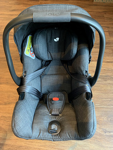 Turvahäll JOIE i-gemm 2 + ISOFIX alus. (1 foto / 7)