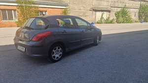 Autorent Peugeot 308 (3 foto / 5)