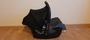 Maxi-Cosi Cabriofix turvahäll (0-13 kg) 2018 (4 foto / 6)