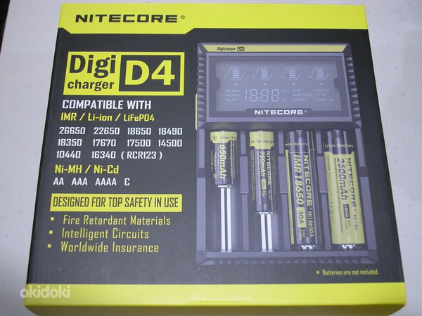 Универсальное зарядное устройство Nitecore D4 (фото #1)