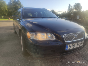Müüa auto Volvo V70 CNG+bens. (5 foto / 8)