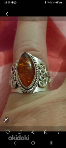 Серебряная женская печатка с янтарем 925 проба