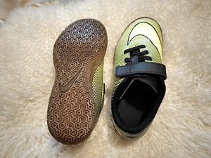 Кроссовки Nike. (3 фото из 3)
