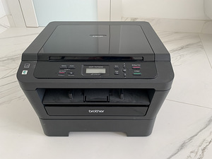 Brother DCP-7070DW (1 foto / 3)