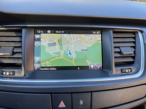 Peugeot 508 SW Allure Facelift 2.0 HDi 120kW Webasto (14 foto / 15)