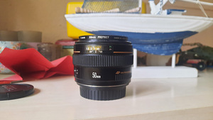 Canon EF 50mm f 1,4 (1 foto / 2)