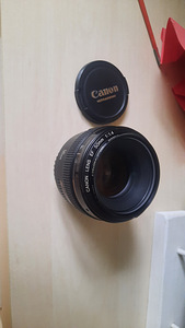 Canon EF 50mm f 1,4 (2 foto / 2)