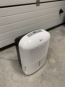 Õhukuivati / Niiskusimur / dehumidifier / осушитель воздуха (2 фото из 5)