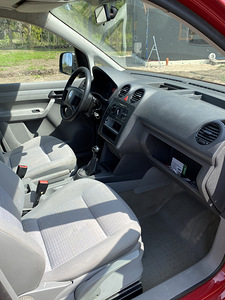 Volkswagen caddy (6 foto / 11)