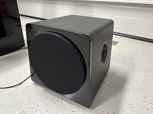 Subwoofer Yamaha NS-SW500 (2 foto / 3)