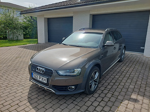 Audi A4 B8.5 Allroad (2 foto / 5)
