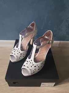 TJ Collection sandaalid, suurus 37,5 (3 foto / 3)