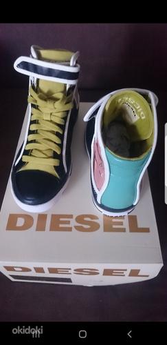 Diesel новые кожаные кеды, размер 38 (фото #2)
