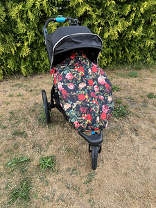 Thule Urban Glide 2 (6 фото из 6)