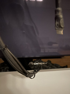 Продам телевизор - Pioneer Kuro PDP-LX5090 (2 фото из 4)