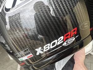 Mootorrattakiiver X-Lite X-802RR Ultra Carbon (8 foto / 10)