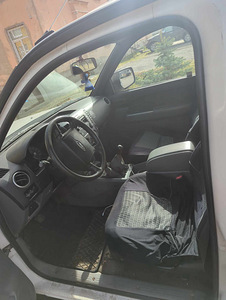 Ford Ranger 2,5 TDCI (6 foto / 6)