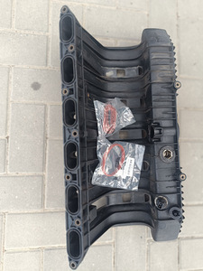 BMW m50b25 sisselaskekollektor (2 foto / 3)