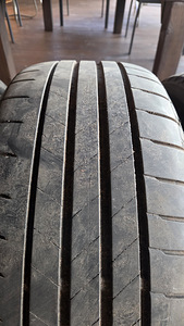 Suverehvid Bridgestone Turanza 225 45 18 (3 foto / 10)