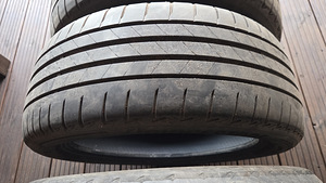Suverehvid Bridgestone Turanza 225 45 18 (8 foto / 10)